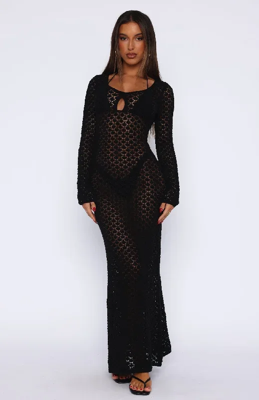 embrace-it-all-long-sleeve-maxi-dress-black