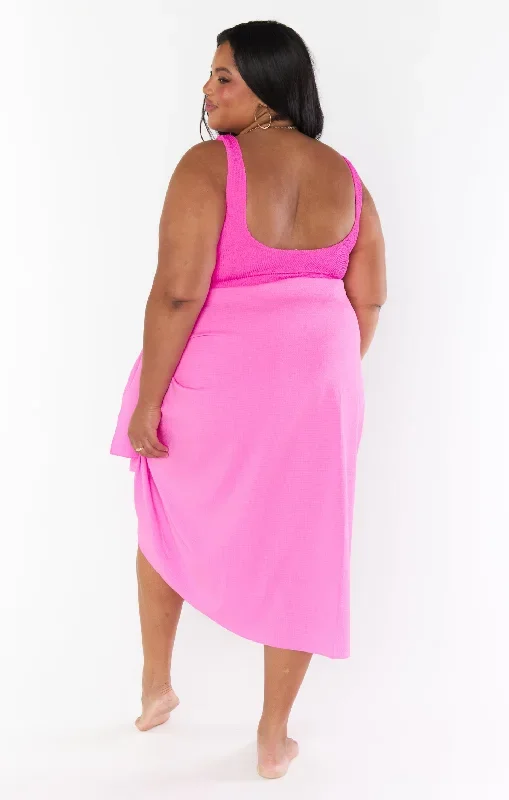 kiran-sarong-hot-pink-crinkle-flow